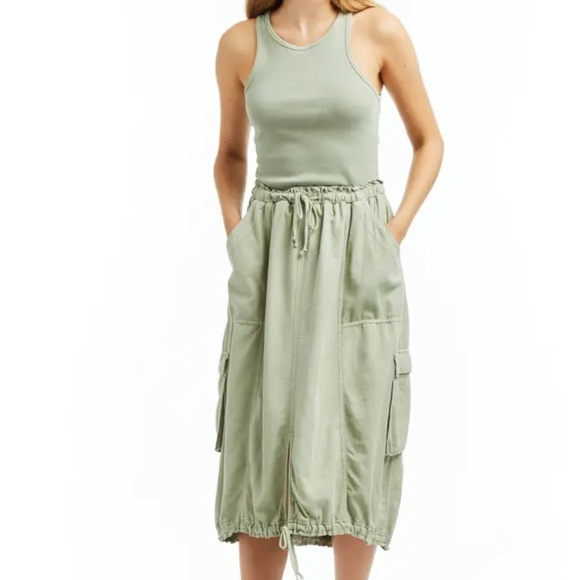 Tractr Green Ribbed Tank Pullover Cargo Midi Dress Small NWT - Picture 1 of 5